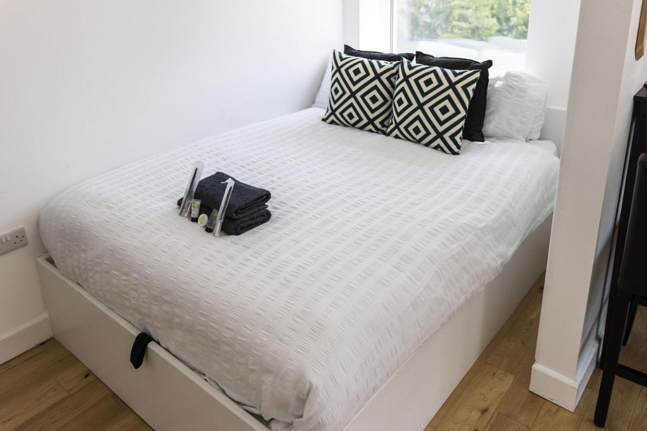 203, The Kove, West Hill Road Apartment Борнмът Екстериор снимка