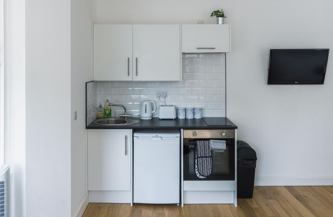 203, The Kove, West Hill Road Apartment Борнмът Екстериор снимка